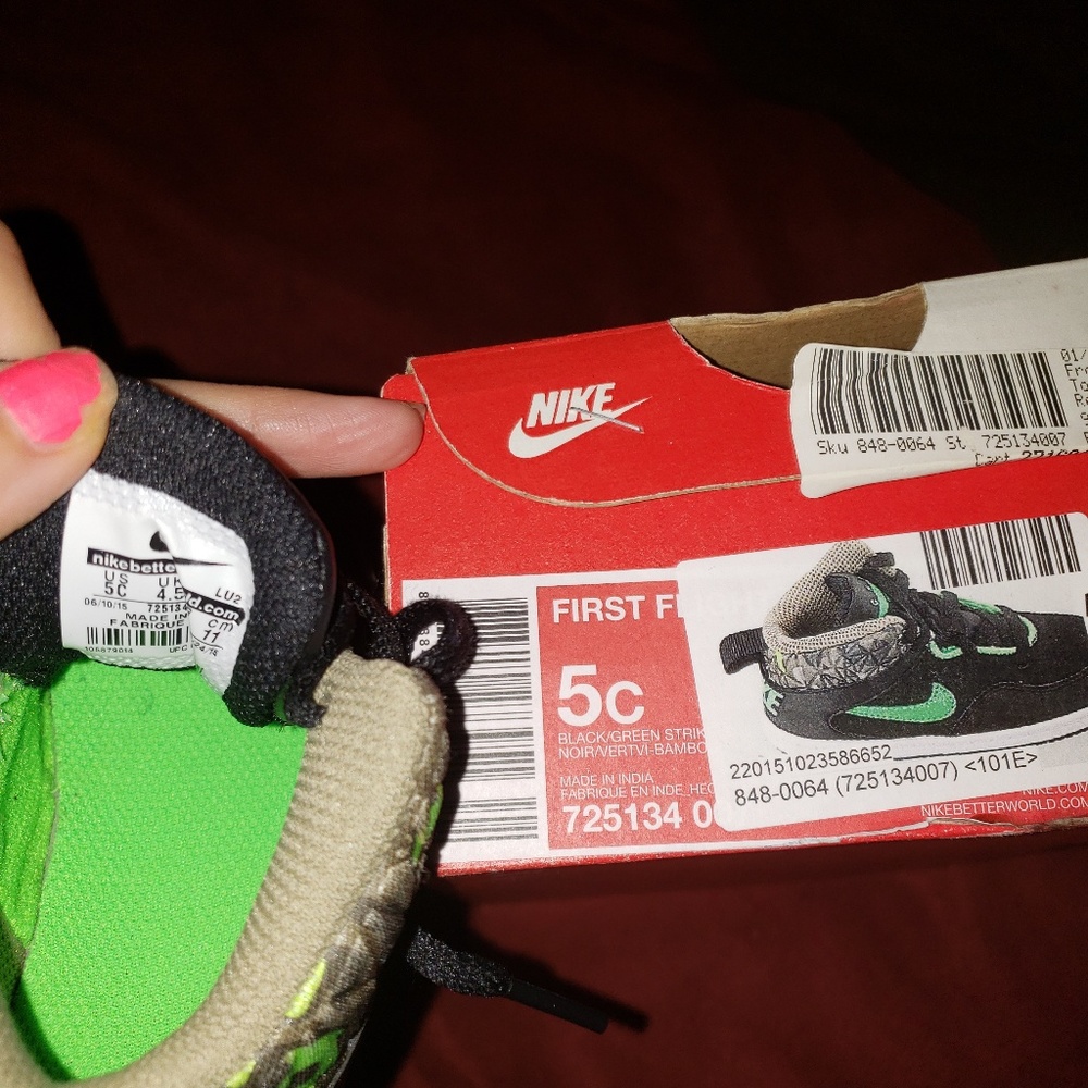 Nike 5C *LIKE NEW* - Picture 4 of 4